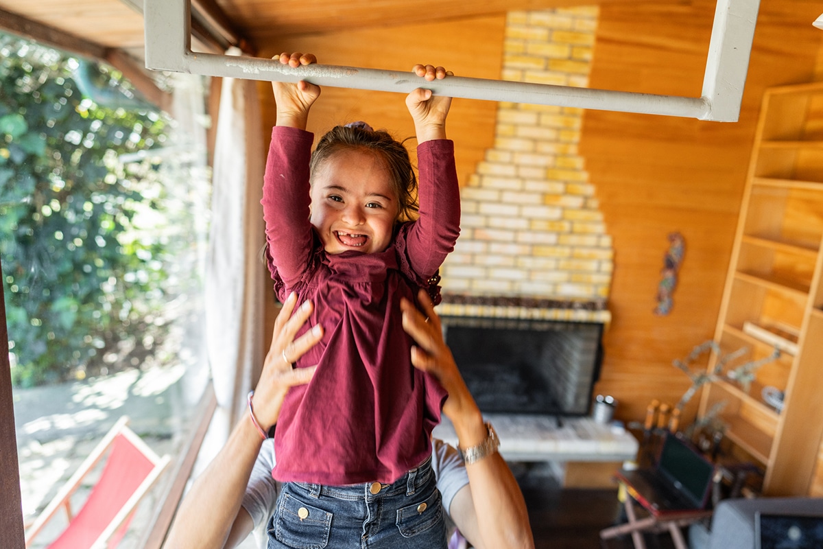Navigating the Milestone of Losing Baby Teeth: A Parent's Guide